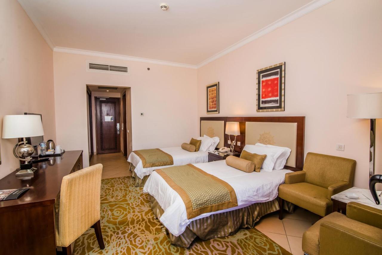 Tolip Hotel Александрия Екстериор снимка