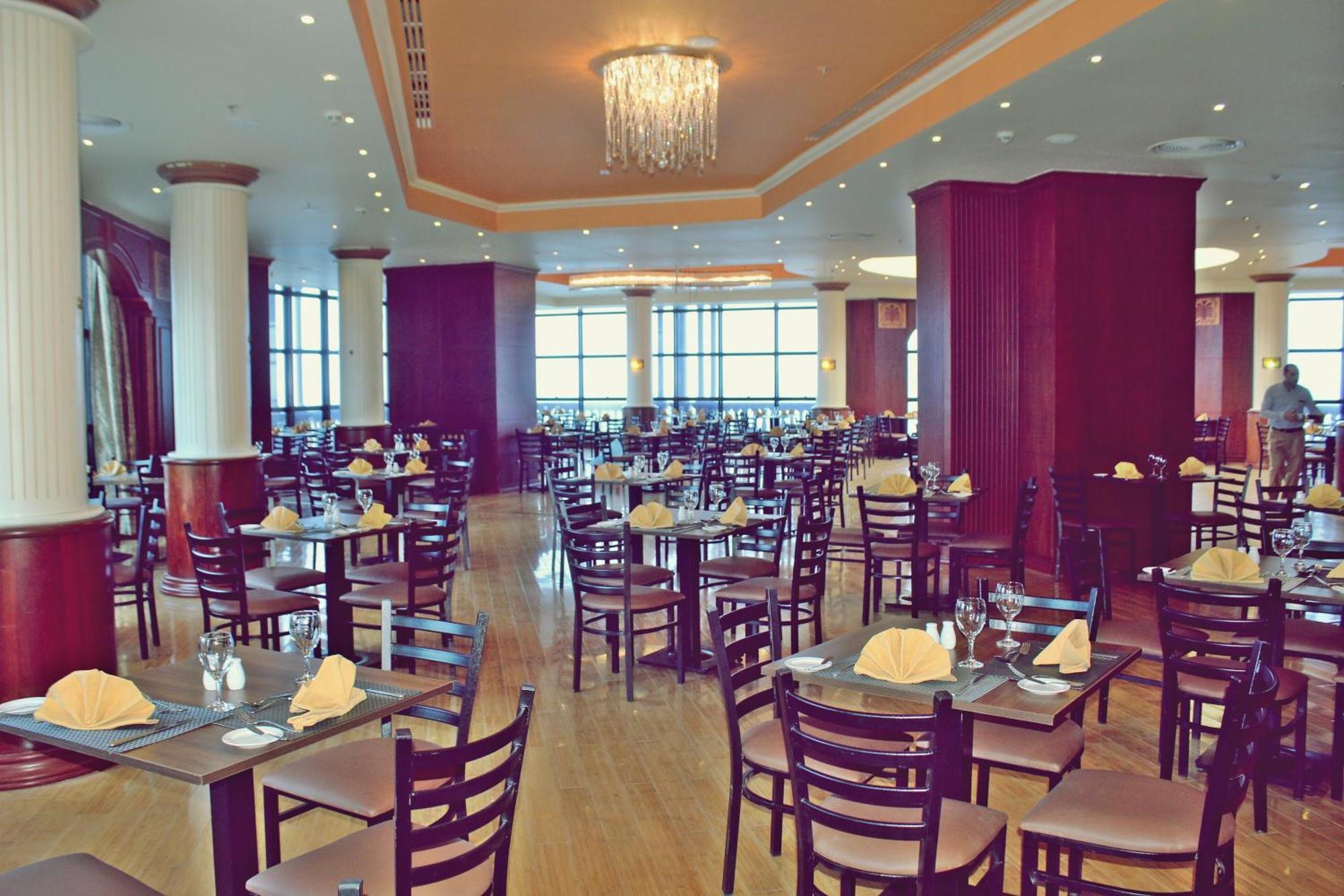 Tolip Hotel Александрия Екстериор снимка The restaurant