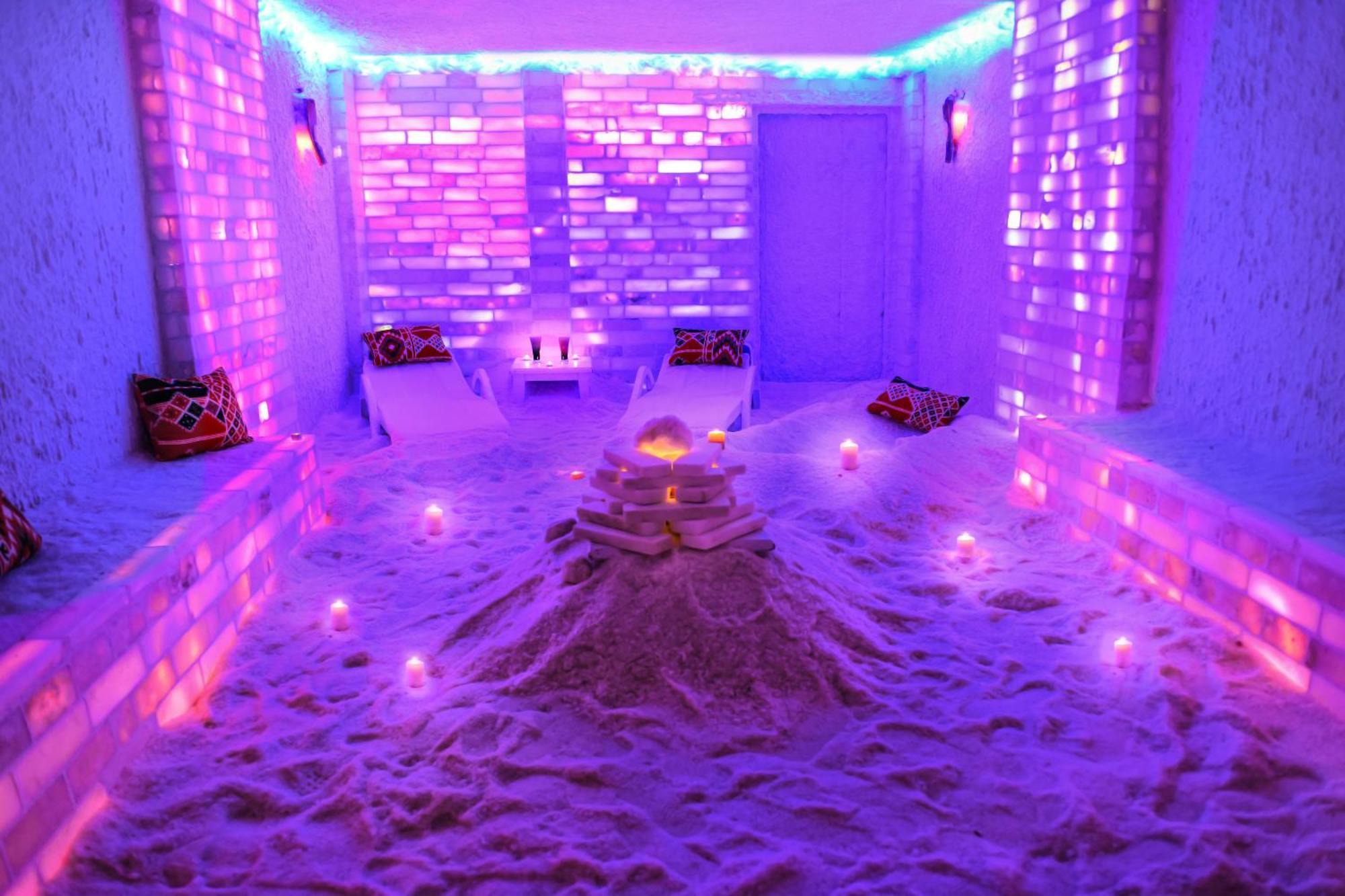 Tolip Hotel Александрия Екстериор снимка A salt cave
